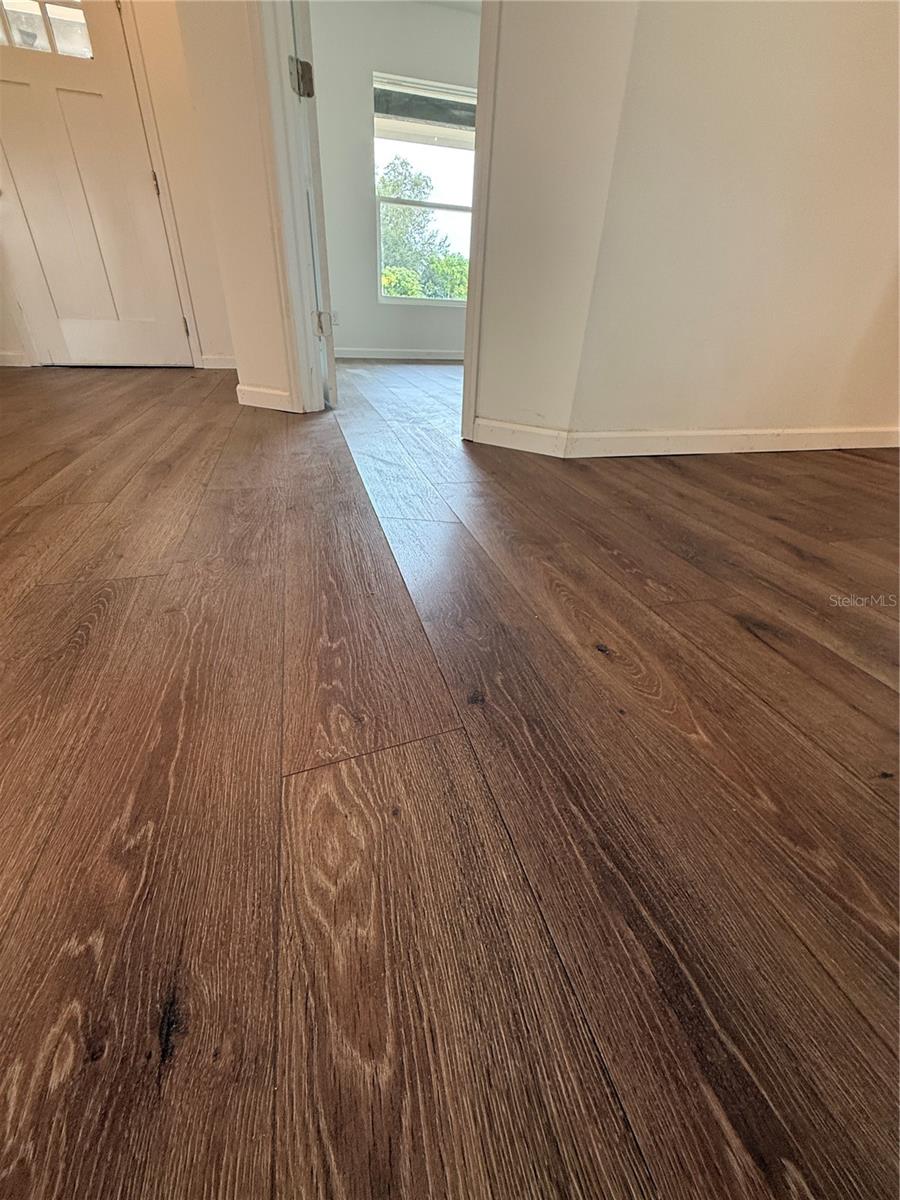 WESTMOOR PH 04E - Residential Lease