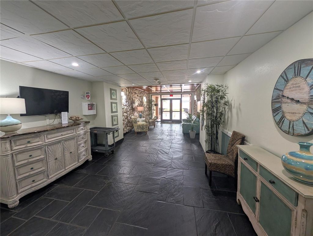 Photo of 17920 Gulf Boulevard #1308, St Petersburg, FL 33708 (MLS # O6401101)