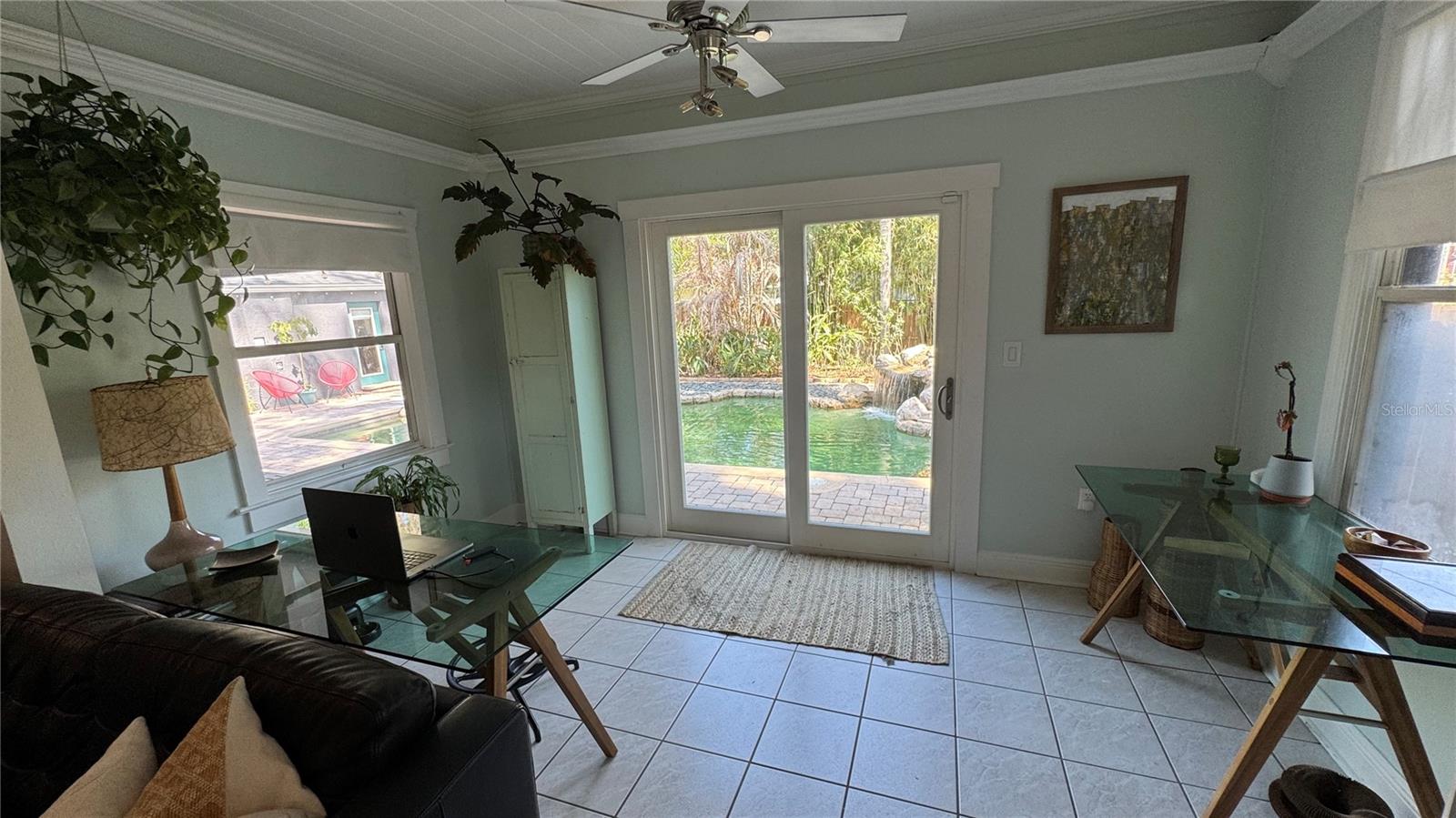 HOLDEN SHORES - Residential