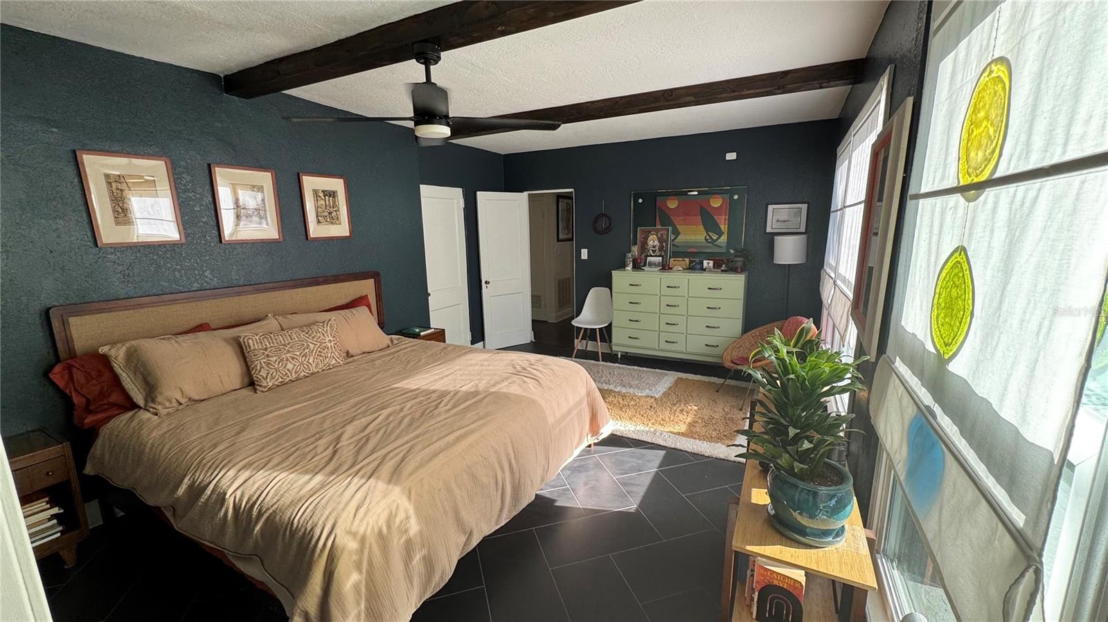 HOLDEN SHORES - Residential