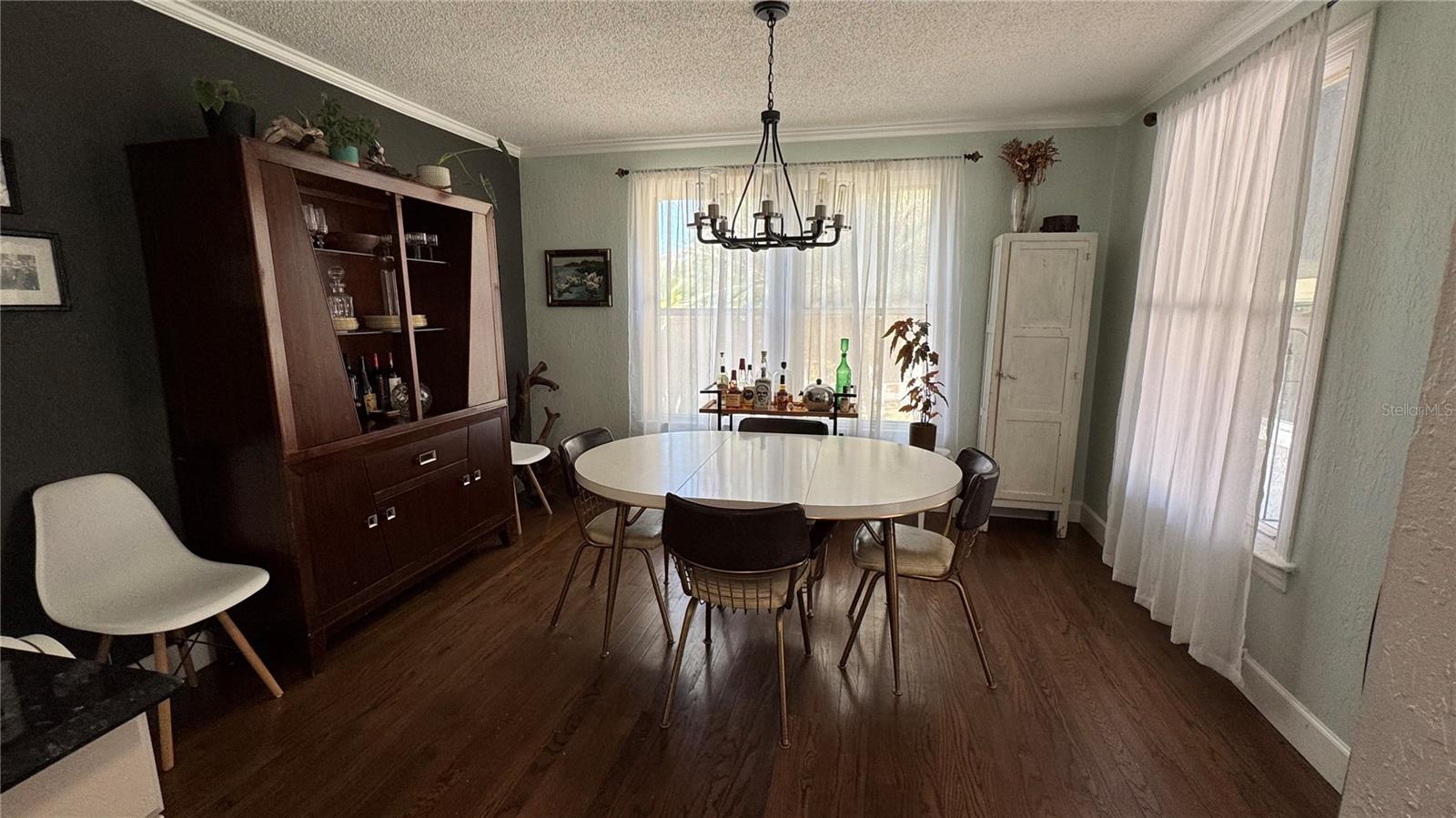 HOLDEN SHORES - Residential