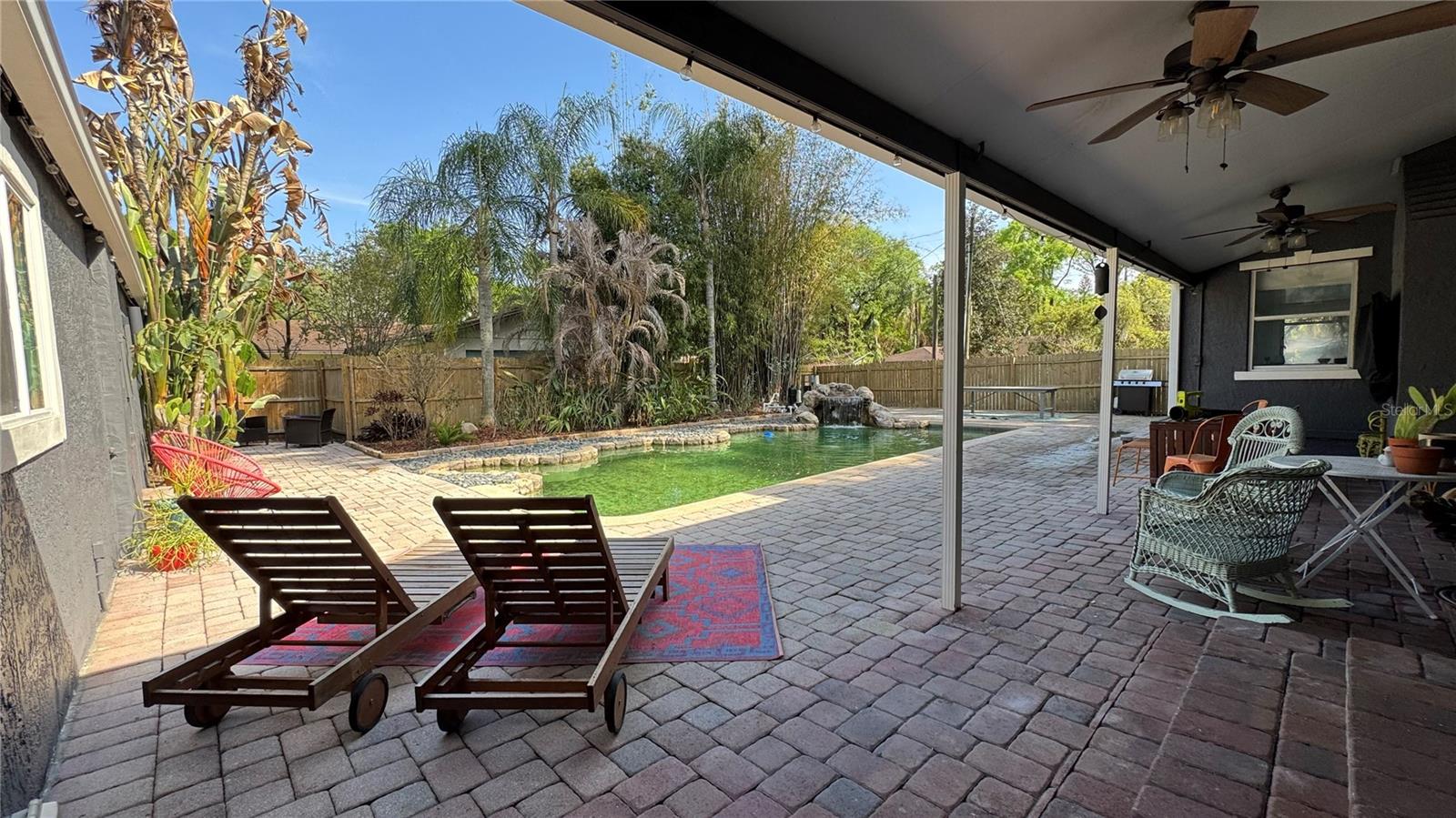 HOLDEN SHORES - Residential