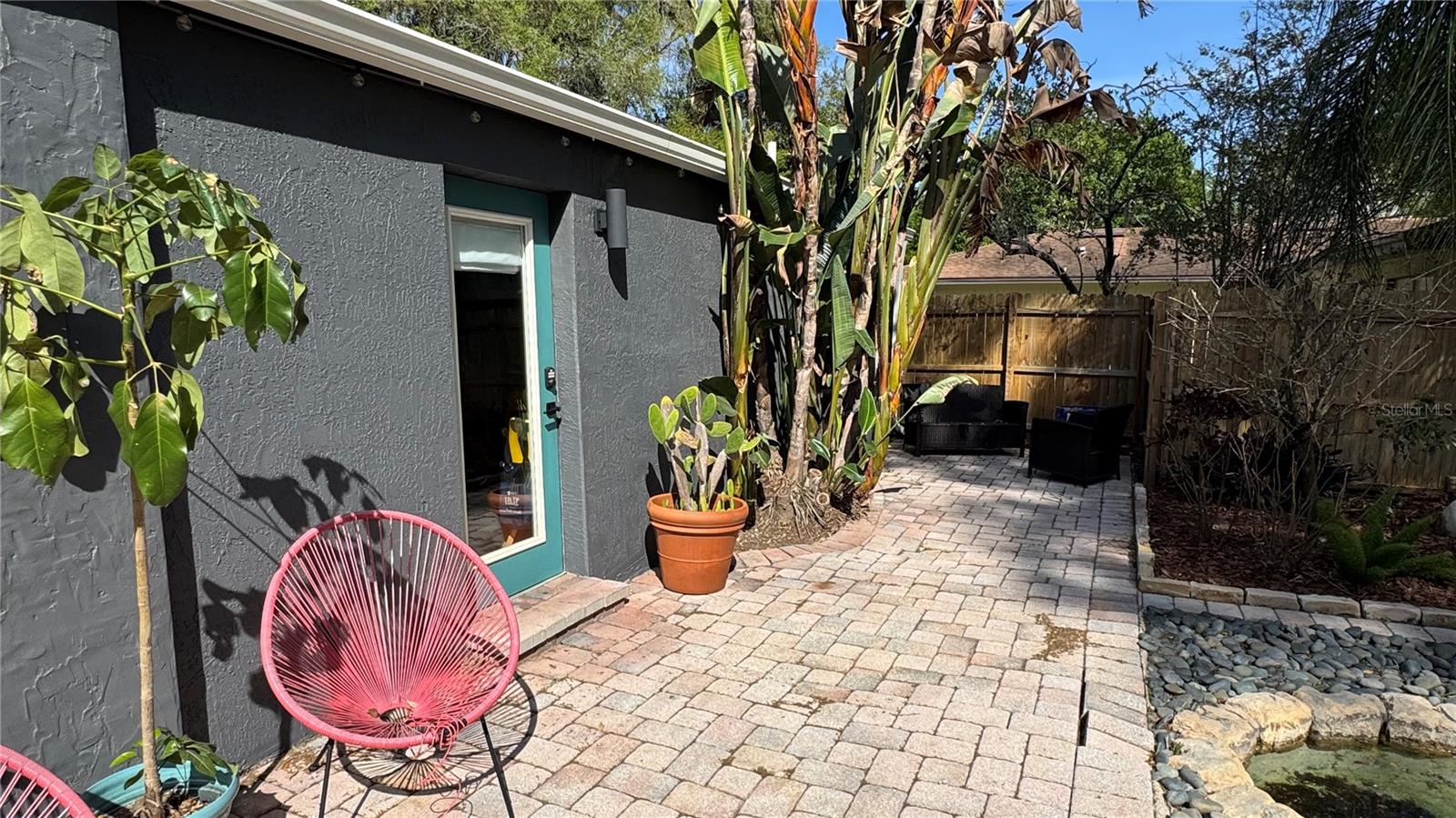 HOLDEN SHORES - Residential