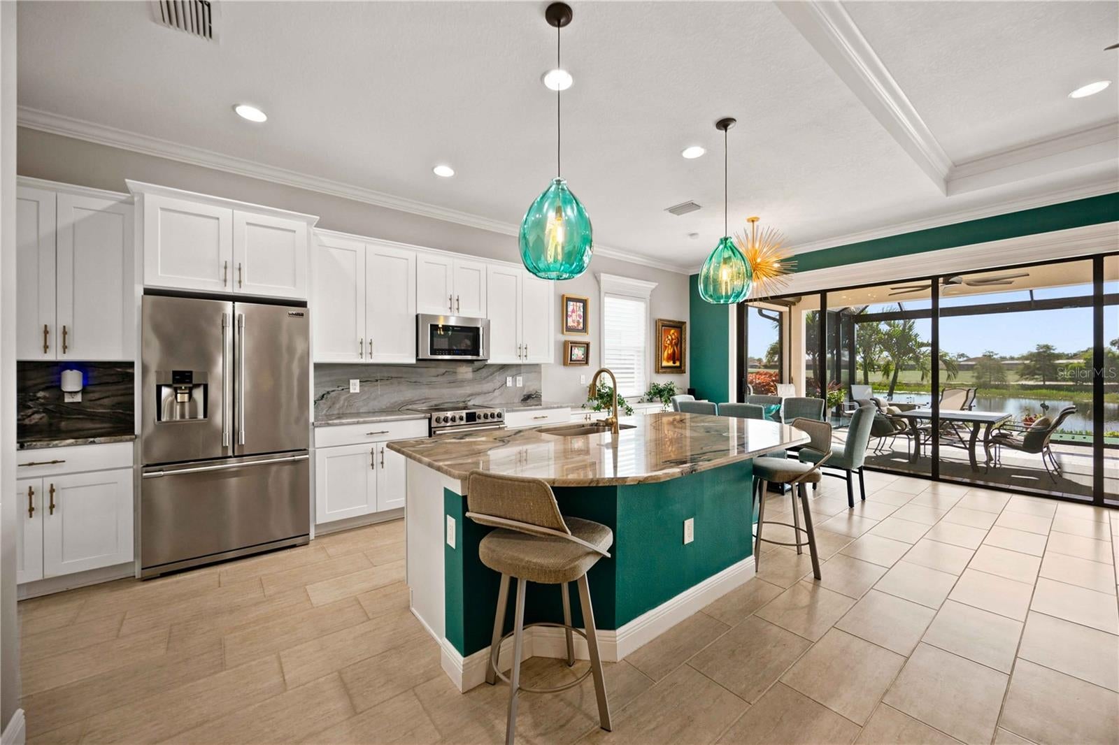 23709 WAVERLY CIRCLE