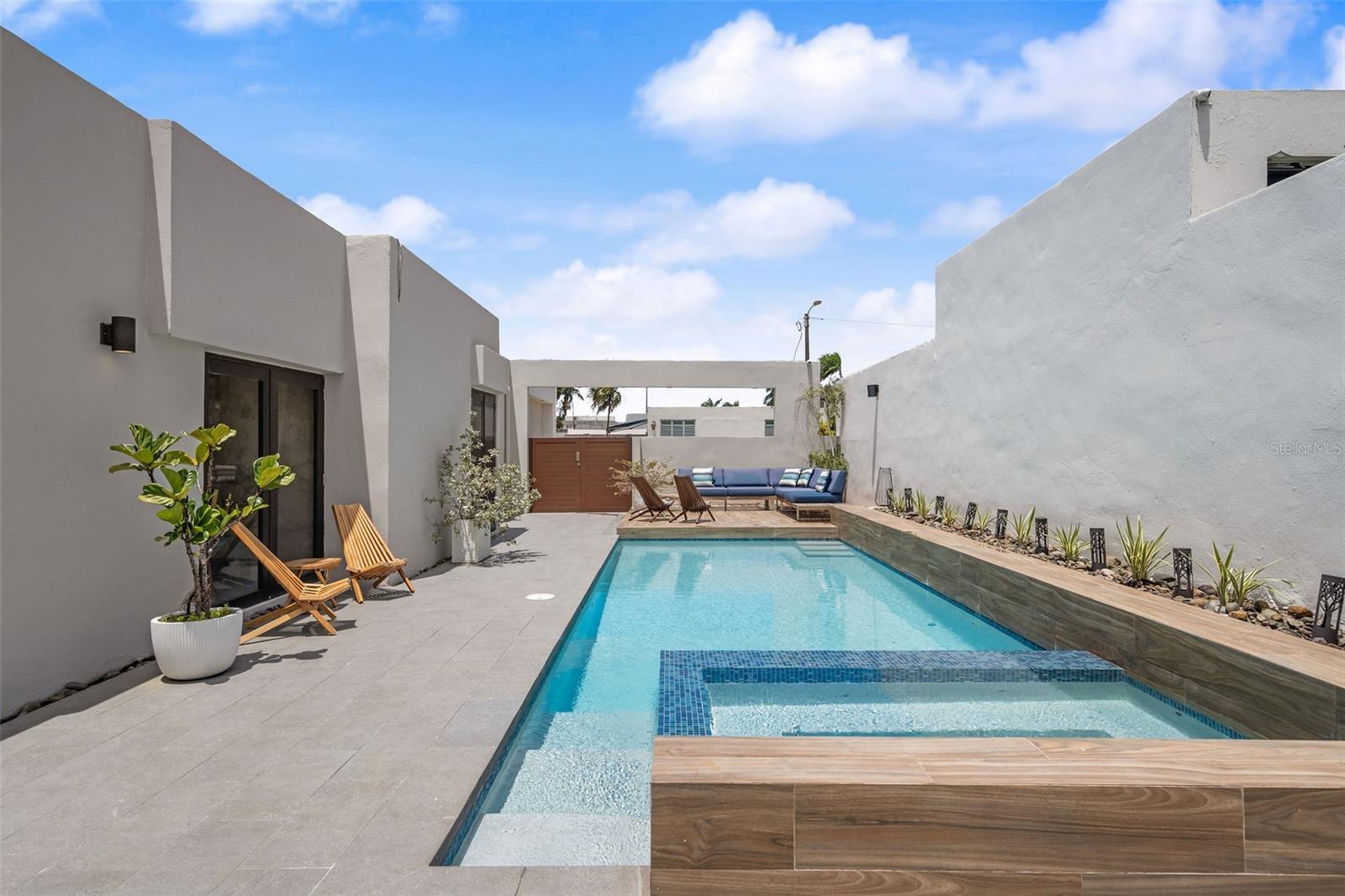 DORADO DEL MAR - Residential