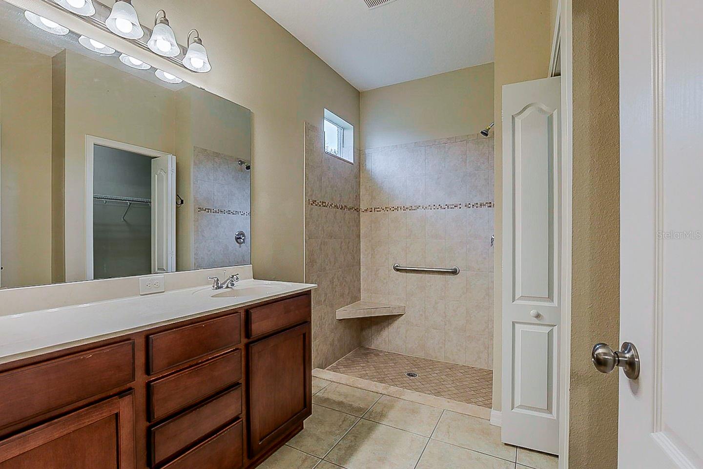 ASHTON OAKS SUB - Residential