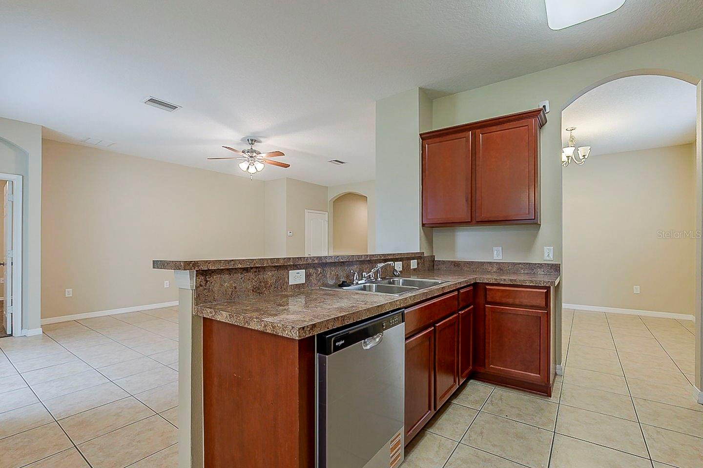 4145 CONSTANTINE LOOP