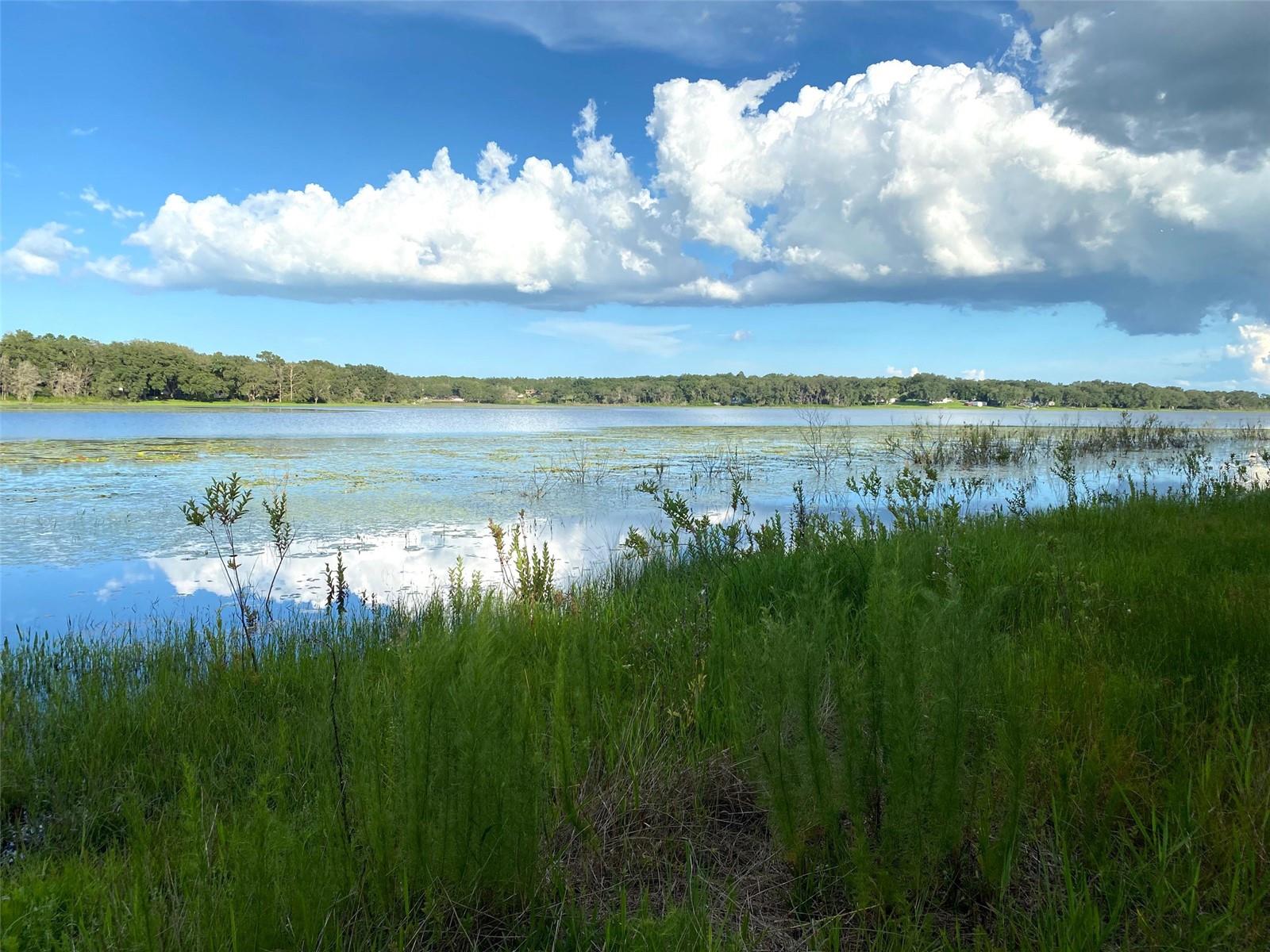 RAINBOW LAKES ESTATE - Land