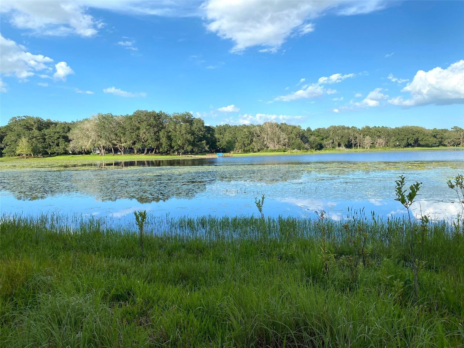 RAINBOW LAKES ESTATE - Land