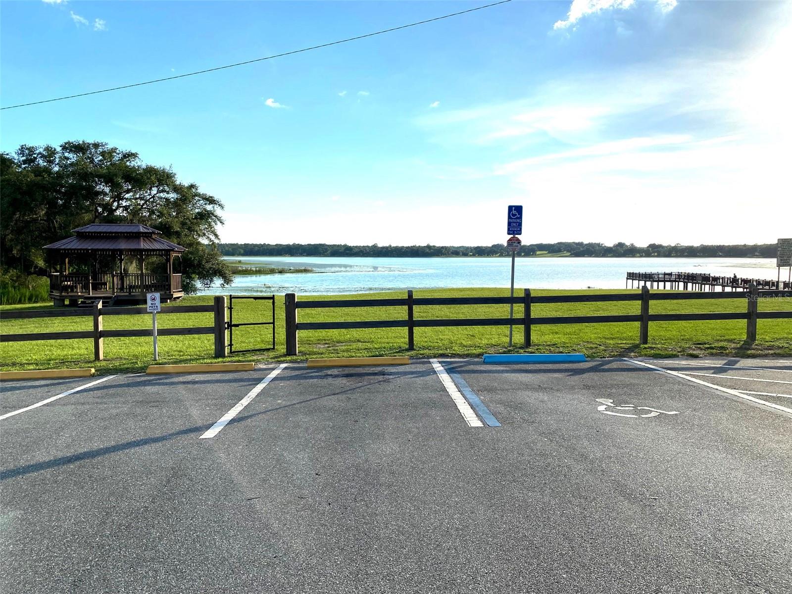 RAINBOW LAKES ESTATE - Land