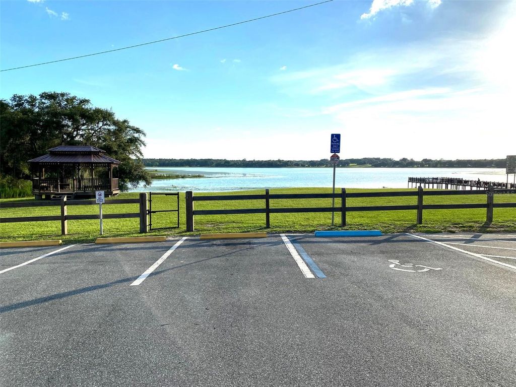 Photo of 11 SW Shorewood Drive, Dunnellon, FL 34431 (MLS # OM710967)