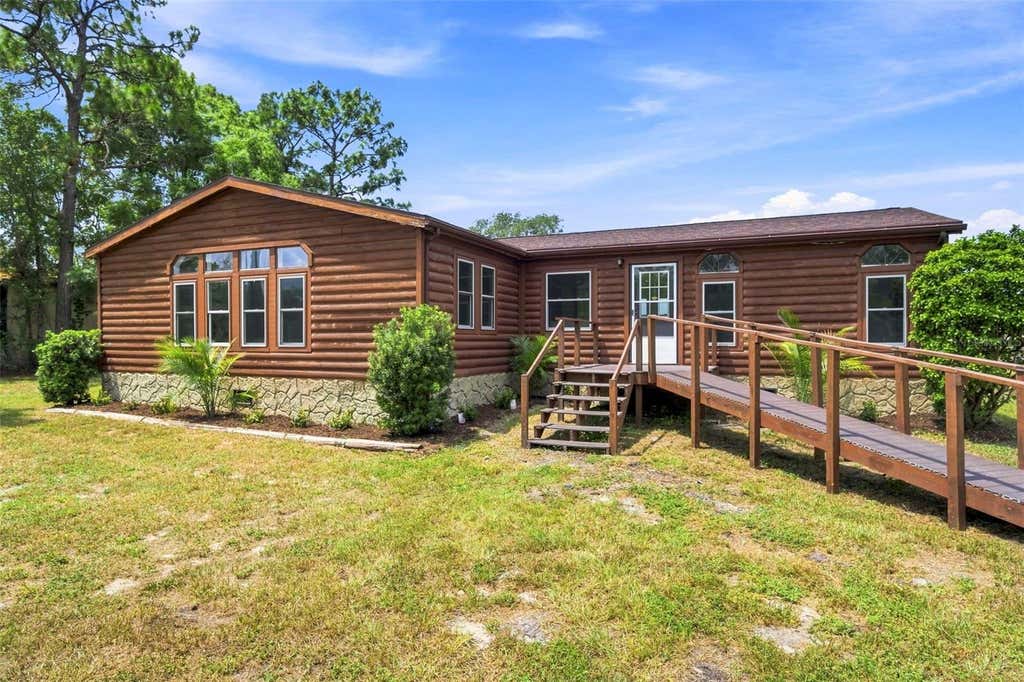Photo of 16303 Tomahawk Street, Hudson, FL 34667 (MLS # TB8540243)