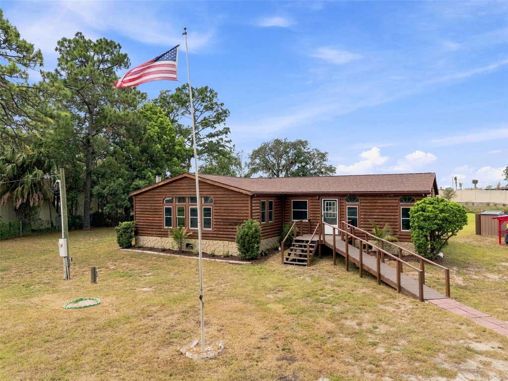 Photo of 16303 Tomahawk Street, Hudson, FL 34667 (MLS # TB8540243)