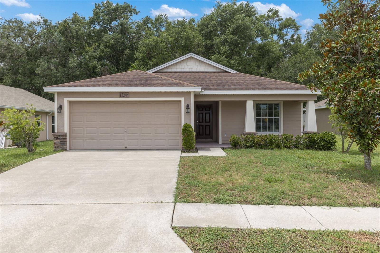 Discover your dream home, This spacious 4-bedroom, 2-bath, 2-car garage residence is located in the desirable Reserve at Meadow Oaks gated community. Featuring vaulted ceilings, an open great room and dining area, and a modern kitchen with breakfast bar and nook overlooking the screened-in patio. The oversized master suite offers a walk-in closet, while the master bath includes a double vanity, step-in shower, and garden tub. Enjoy three additional bedrooms and a guest bath for family or guests. Community amenities include a pool, tennis courts, shuffleboard, fitness center, and clubhouse restaurant. Conveniently located near schools, parks, shopping, and dining, this home combines comfort, style, and Florida living at its best. Great location – close to schools, county parks, shopping, and restaurants.