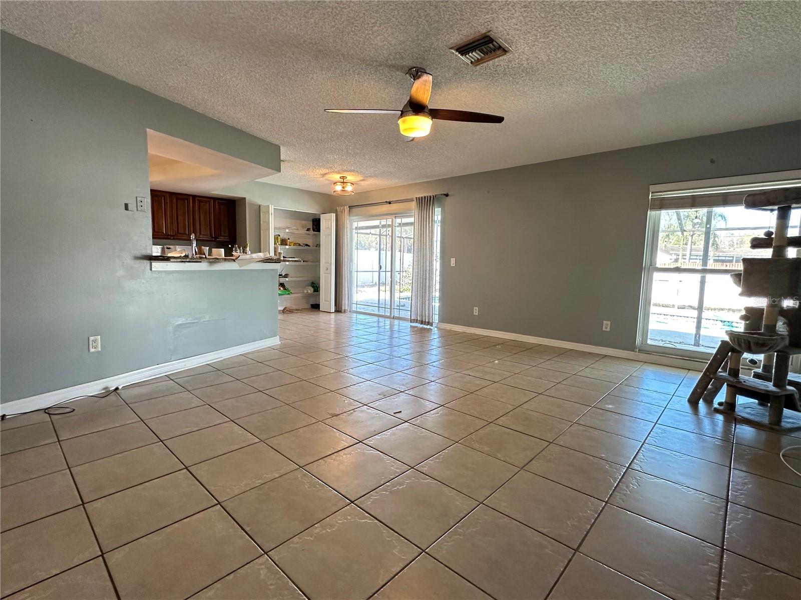 COUNTRY PLACE WEST UNIT III - Residential