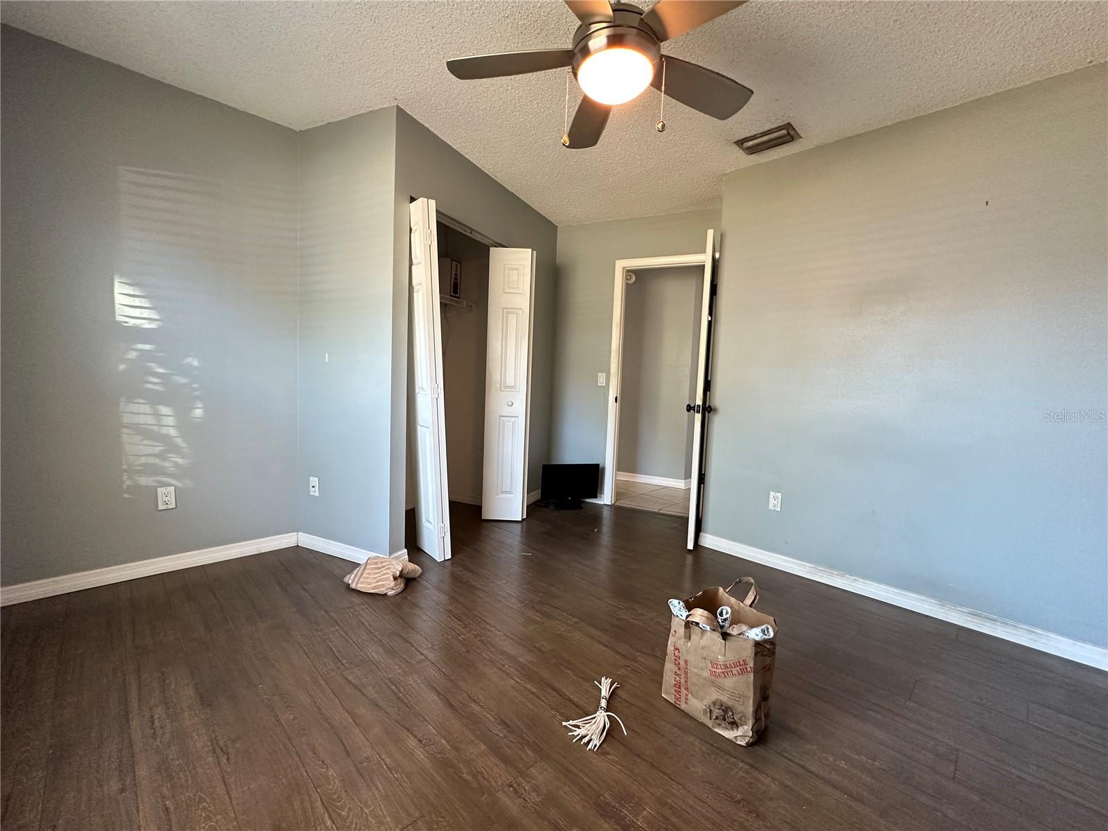 COUNTRY PLACE WEST UNIT III - Residential