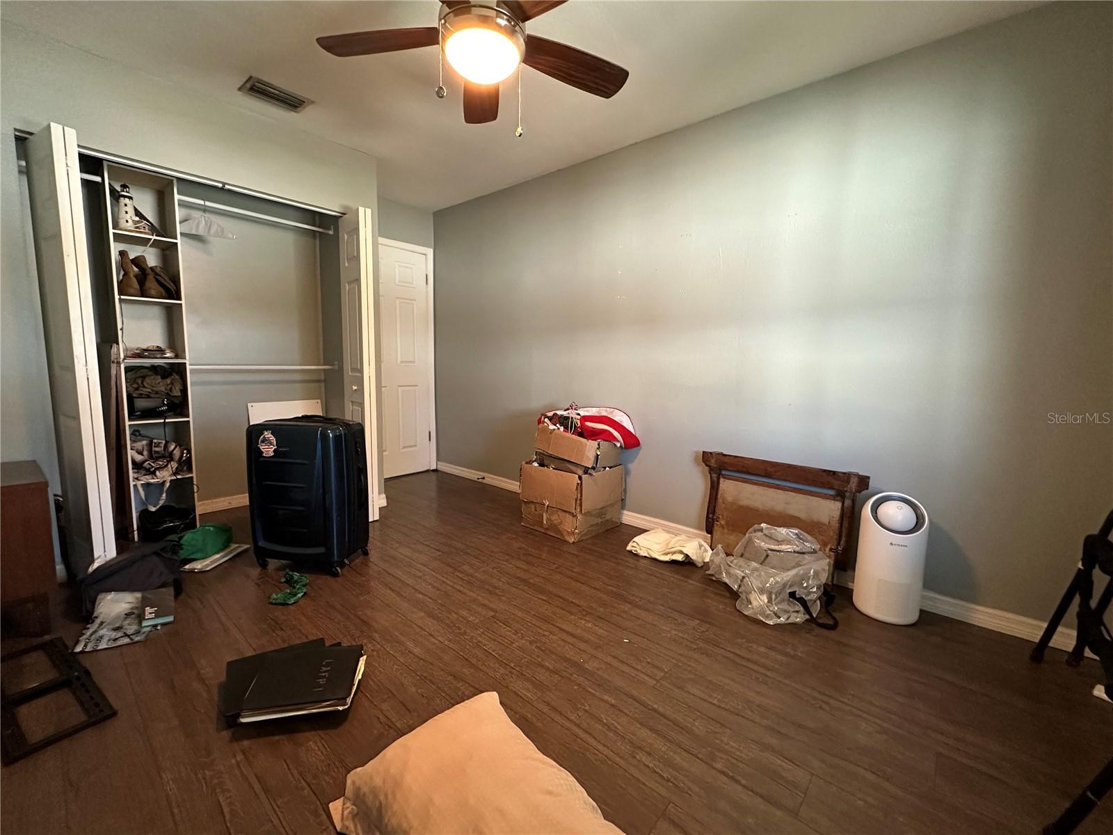 COUNTRY PLACE WEST UNIT III - Residential