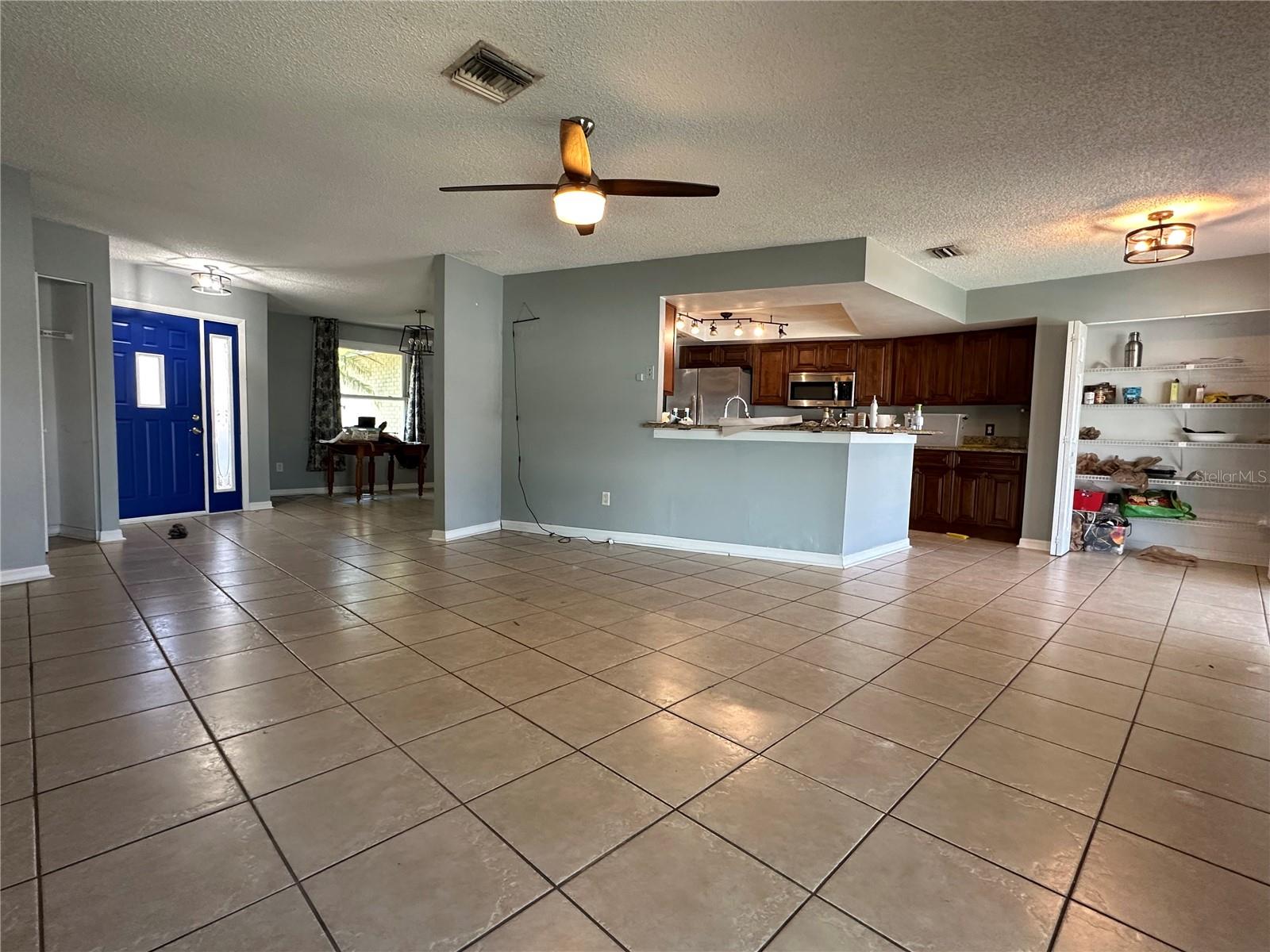 COUNTRY PLACE WEST UNIT III - Residential