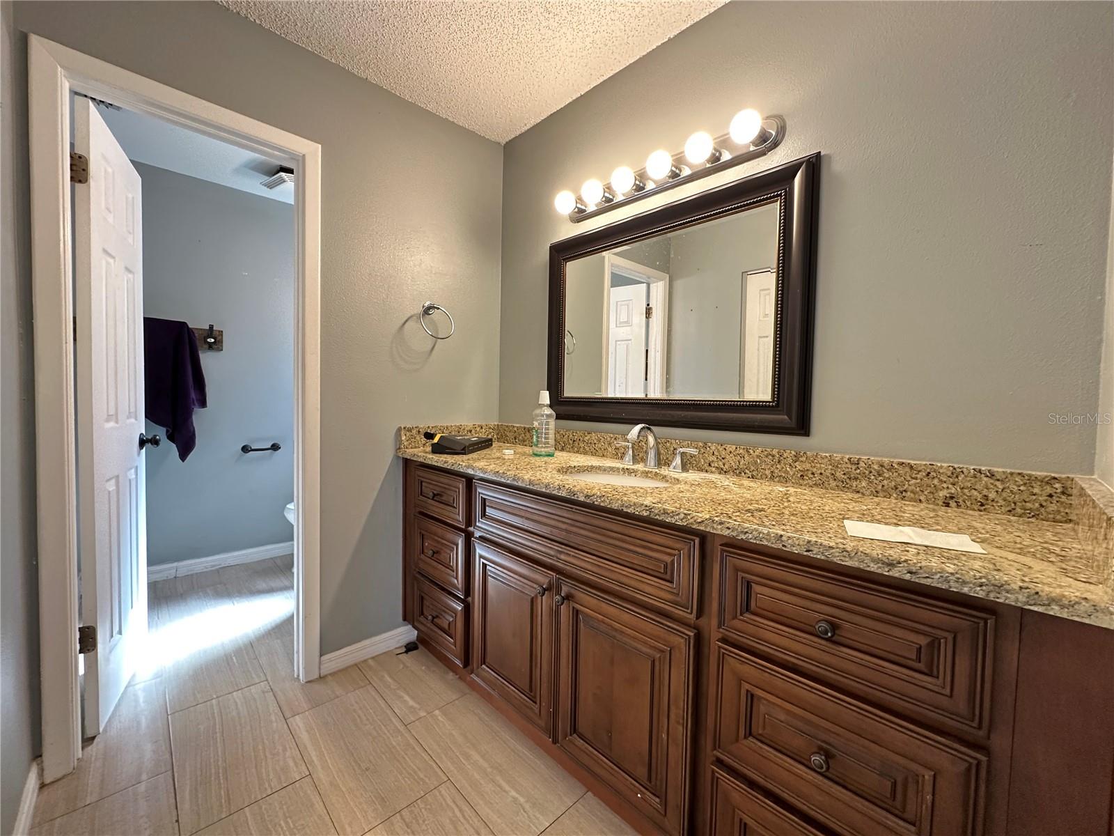 COUNTRY PLACE WEST UNIT III - Residential