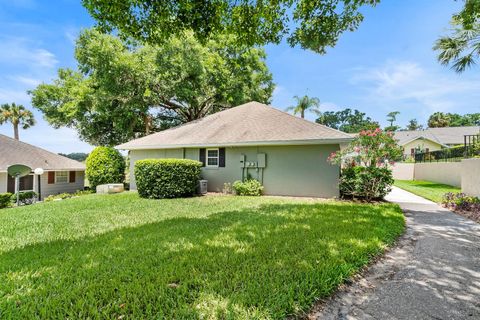 A home in APOPKA