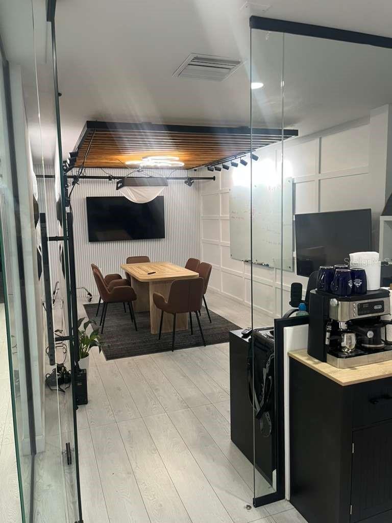 IRLO O BRONSONS SUB - Commercial Lease
