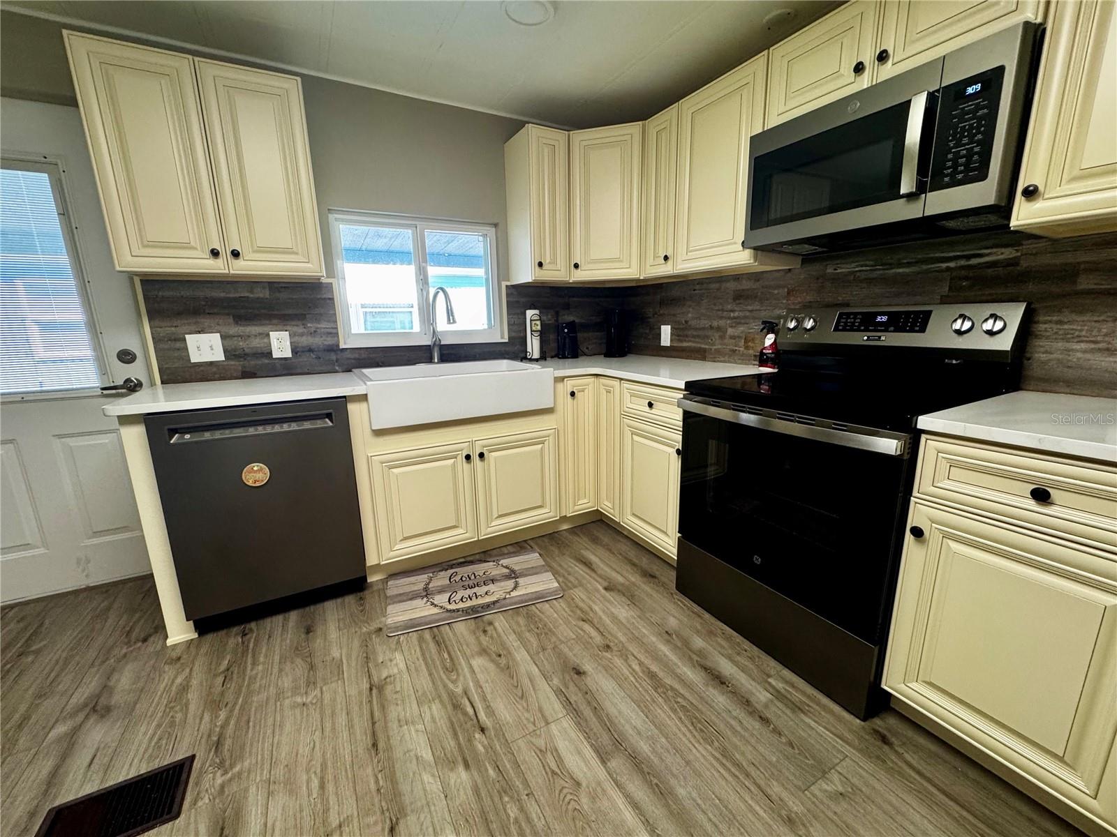 TERRA CEIA MANOR CO-OP - Residential