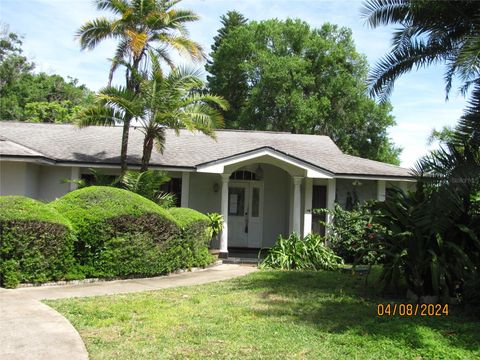Photo of 3210 Silkwood Loop, Land O Lakes, FL 34639 (MLS # TB8434177)