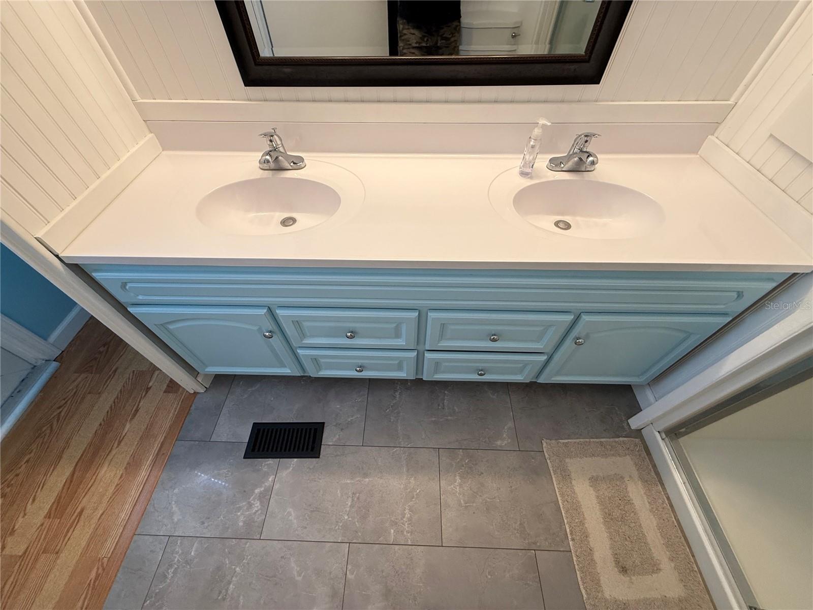 MELODY GARDENS MOBILE HOME PARK UNREC - Residential