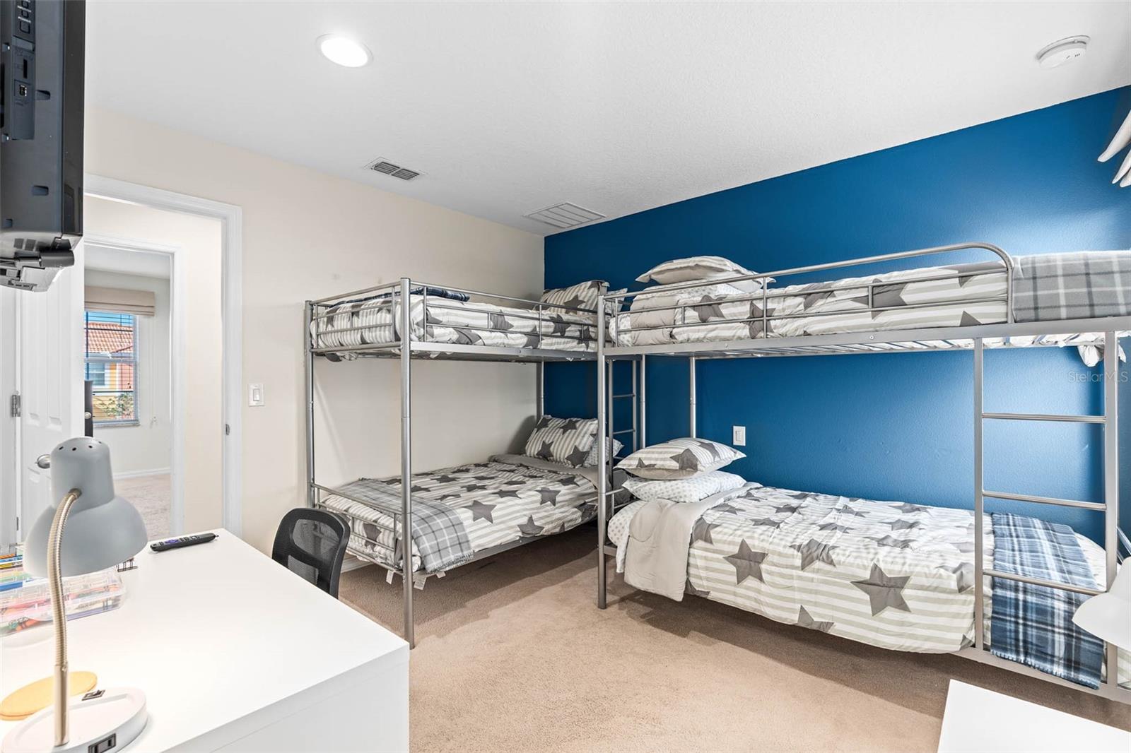 ENCANTADA PH 2 - Residential