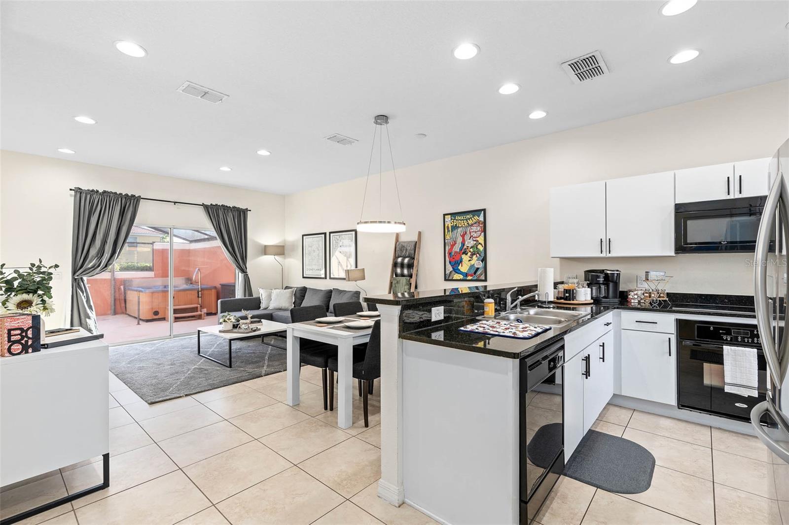 ENCANTADA PH 2 - Residential