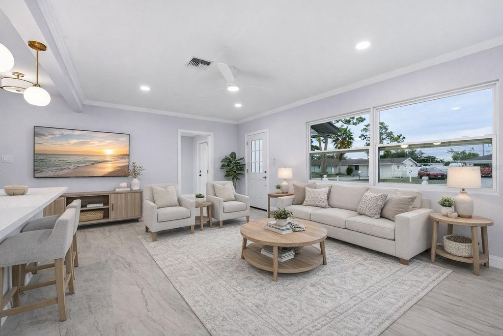 Photo of 808 Guild Drive, Venice, FL 34285 (MLS # L4958039)