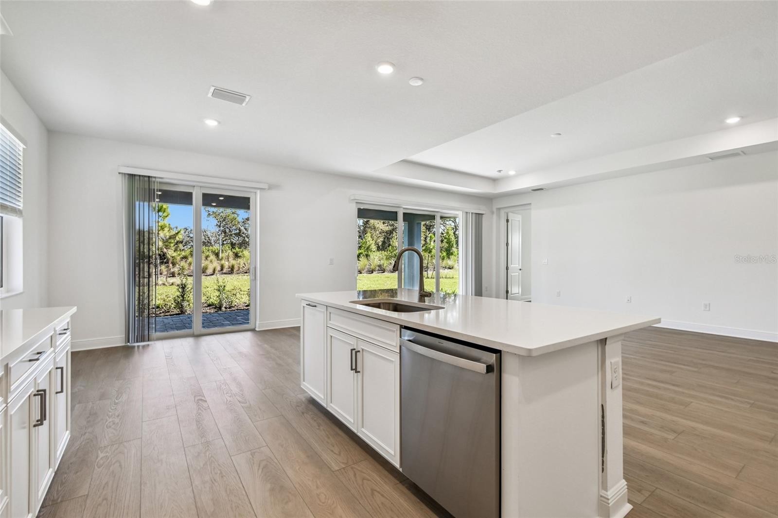 HAWKSTONE - Residential