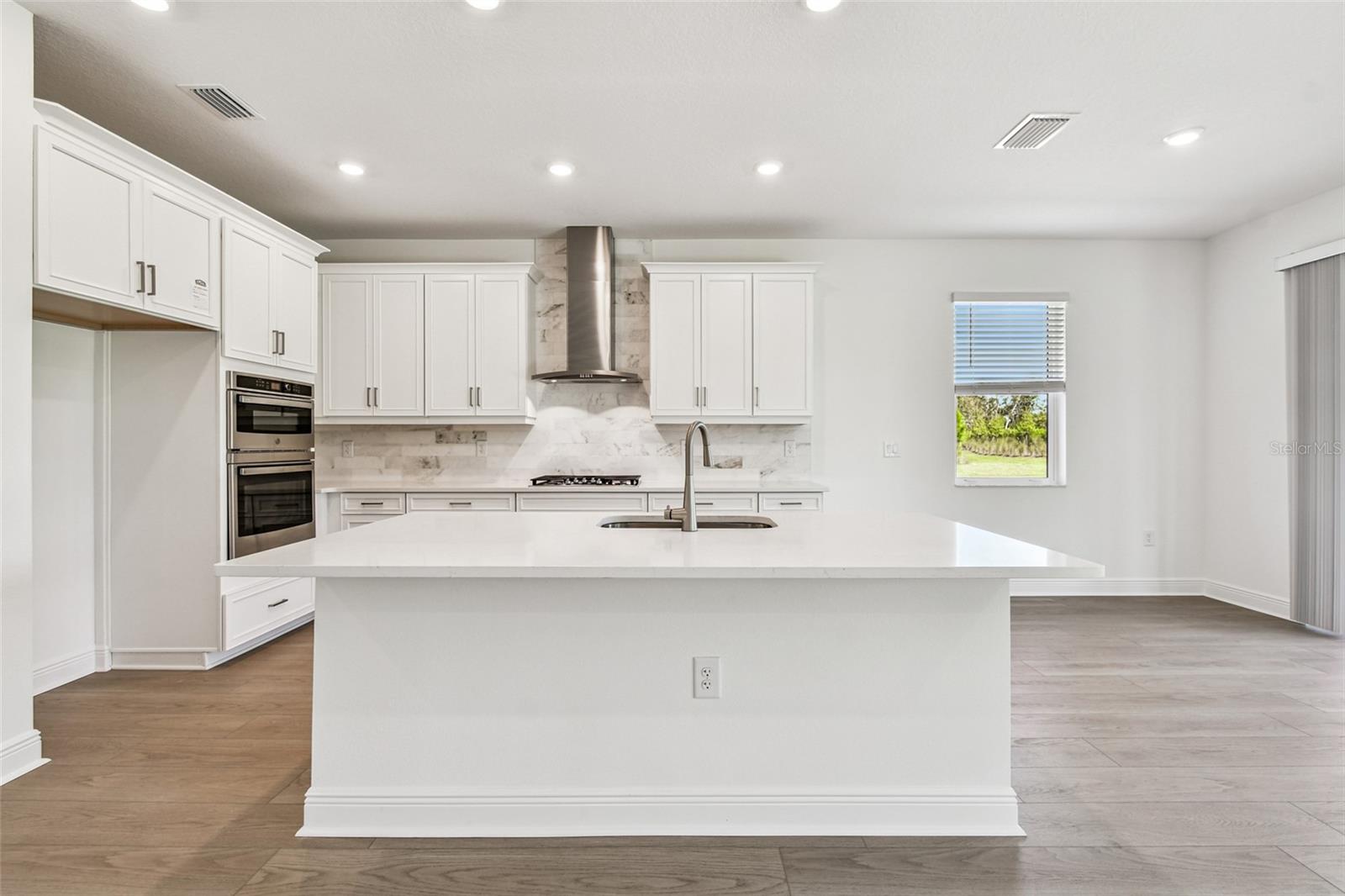 HAWKSTONE - Residential