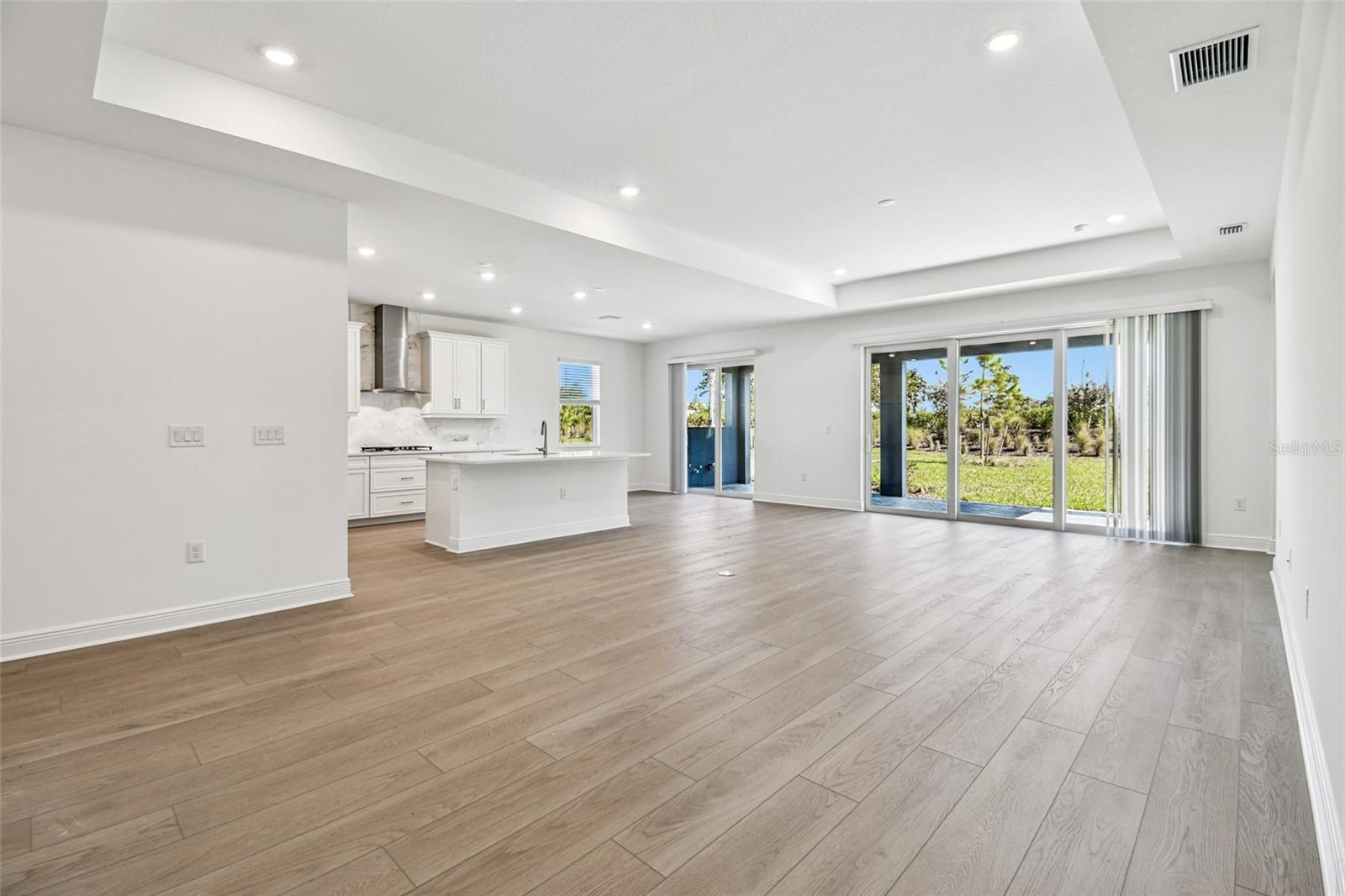 HAWKSTONE - Residential