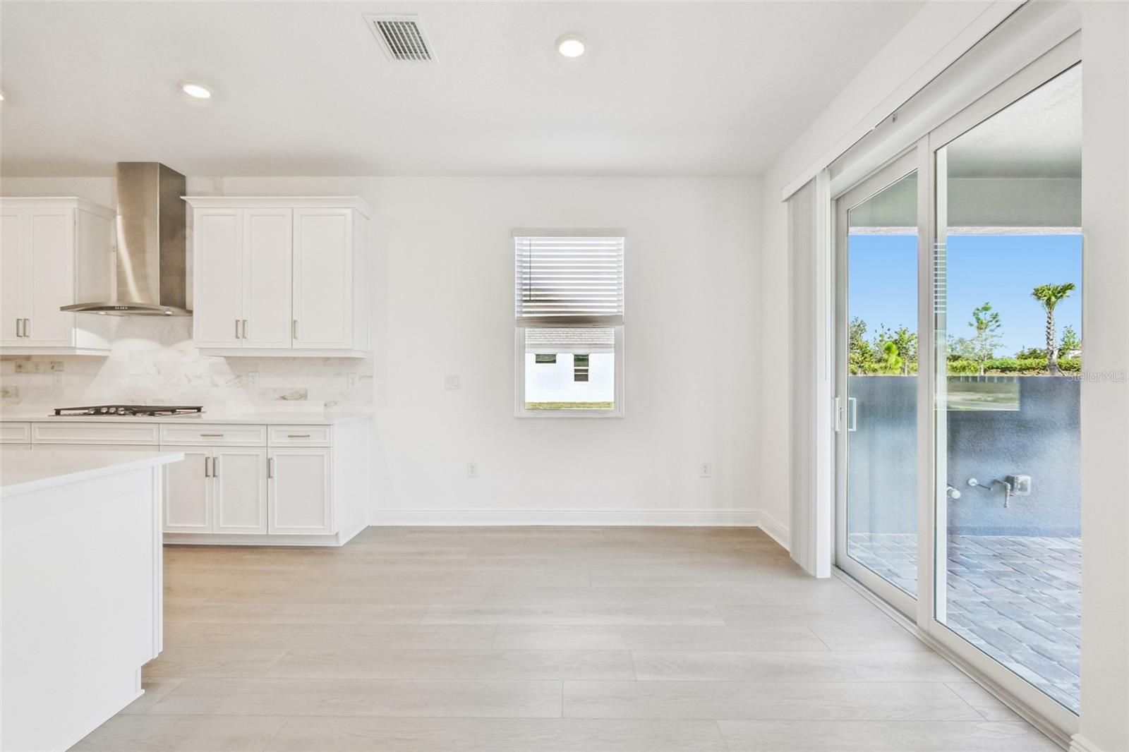 HAWKSTONE - Residential