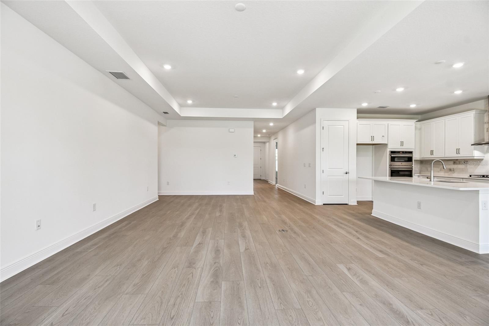 HAWKSTONE - Residential