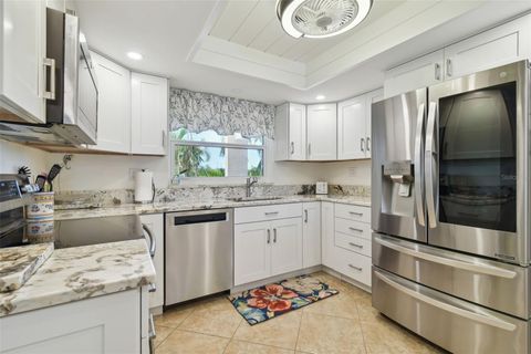 A home in PALMETTO