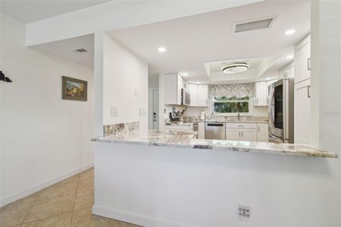 A home in PALMETTO