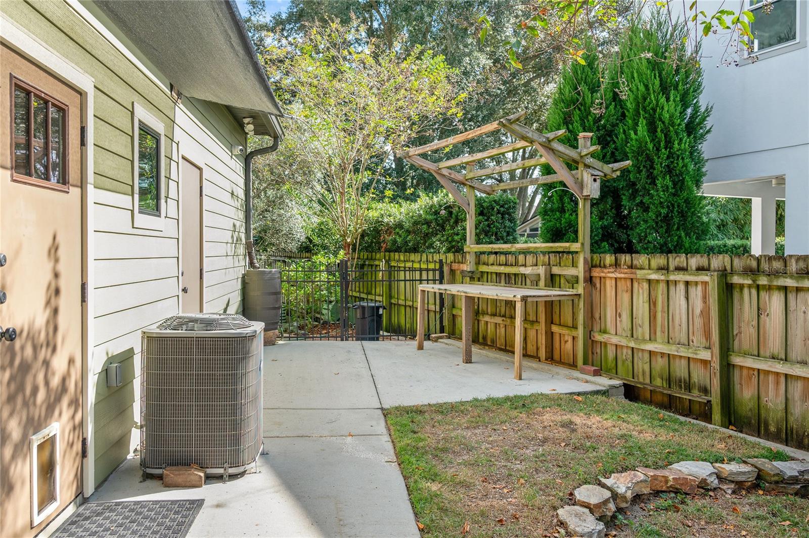 DUBSDREAD ESTATES - Residential