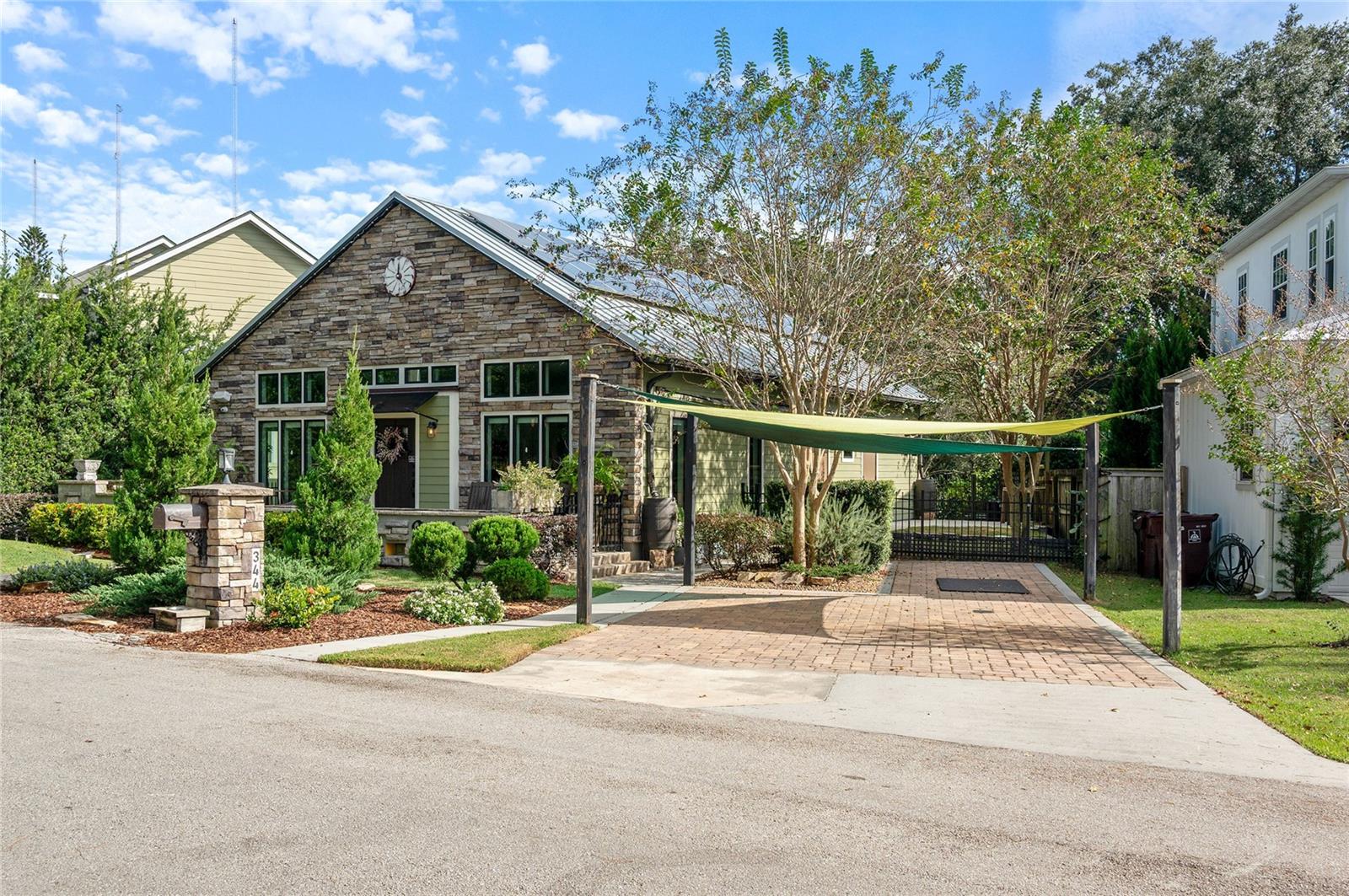 DUBSDREAD ESTATES - Residential