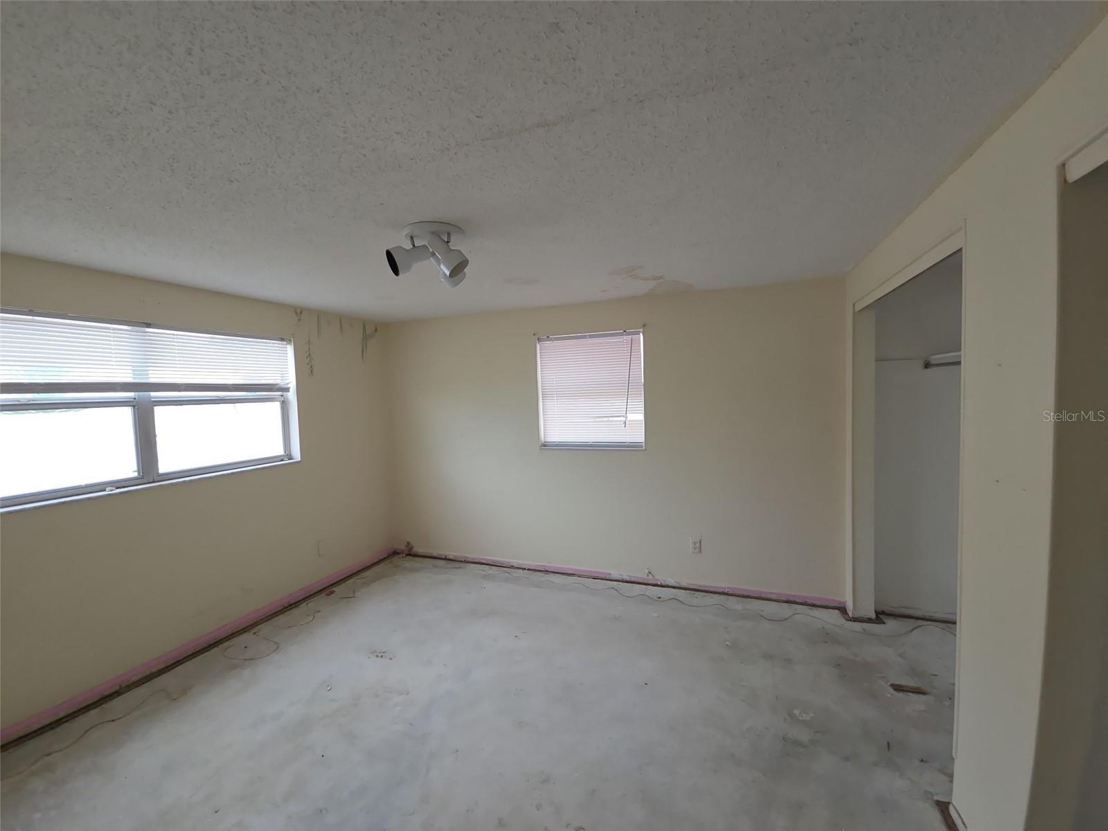 TOUSSIE TERRACE 1ST ADD - Residential