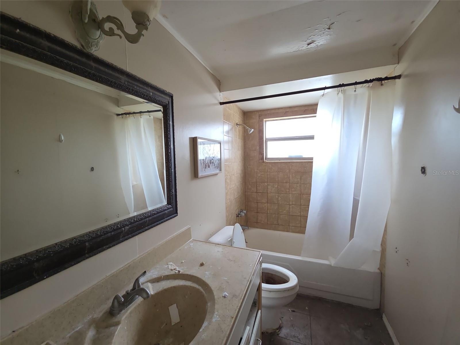 TOUSSIE TERRACE 1ST ADD - Residential