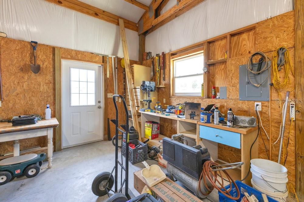 ACREAGE - Residential
