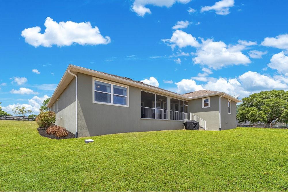 ACREAGE - Residential