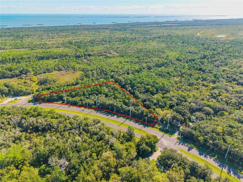 Photo of 715 S Us Highway 1, Oak Hill, FL 32759 (MLS # NS1089572)
