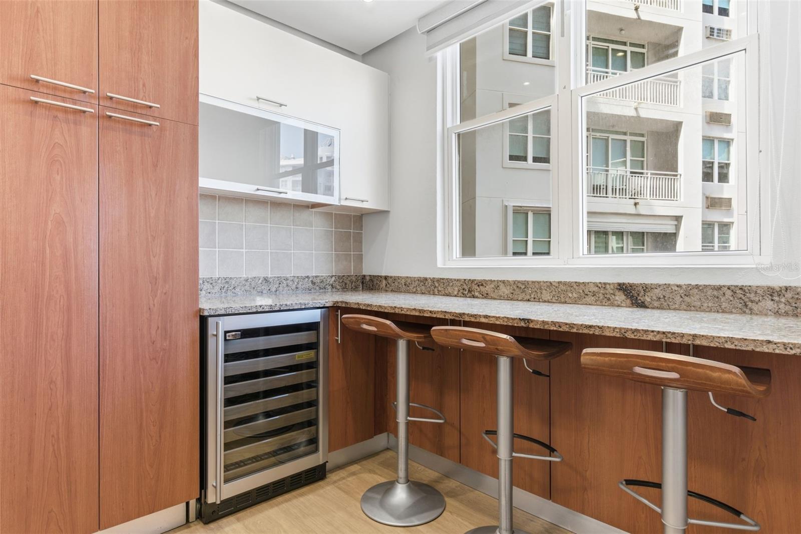 CAPITOLIO PLAZA - Residential