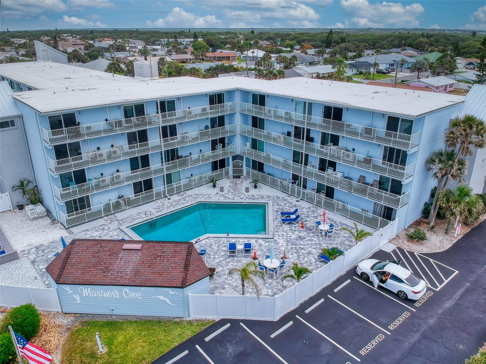 MARINERS COVE CONDO - Residential