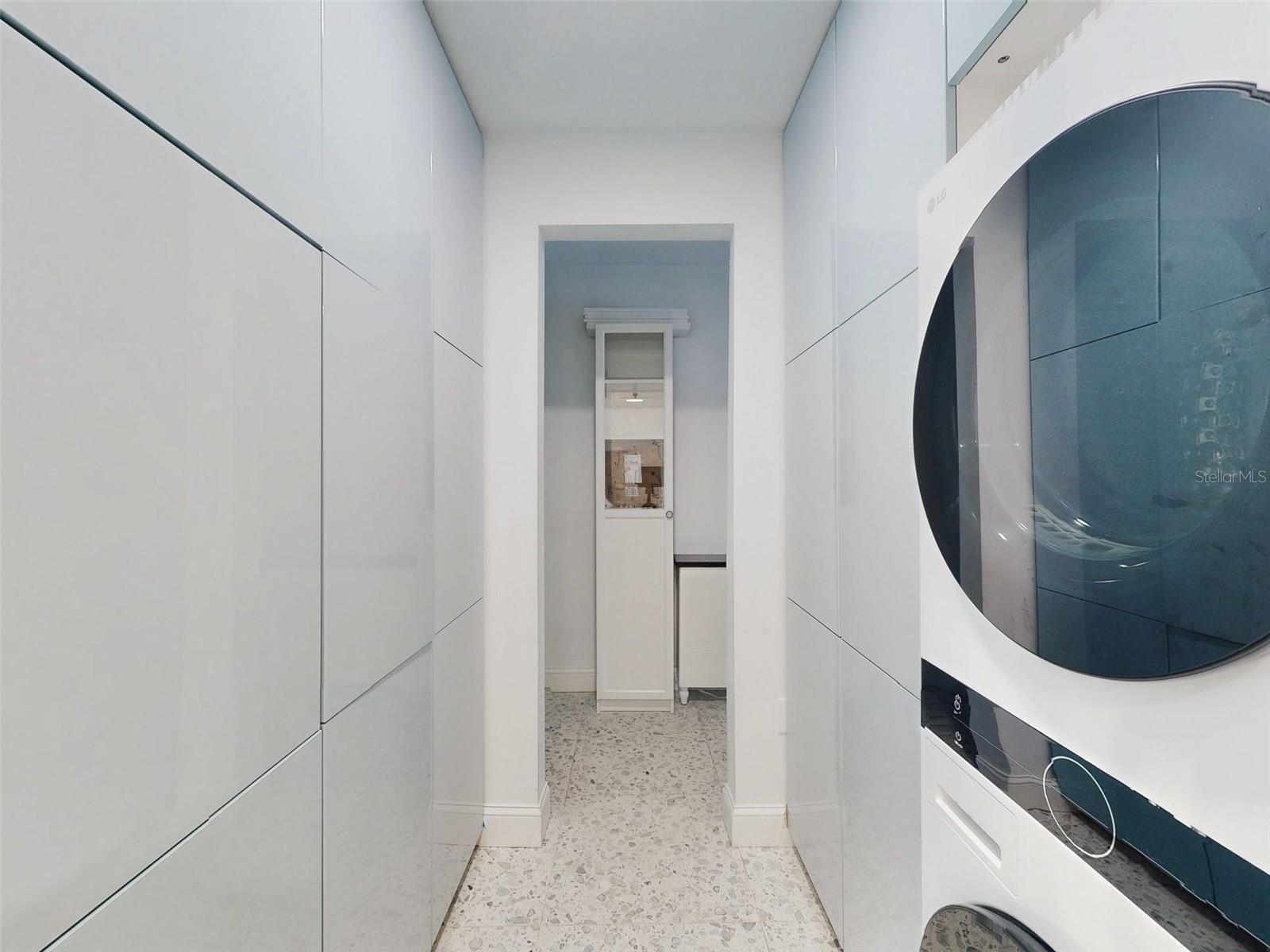MARINERS COVE CONDO - Residential