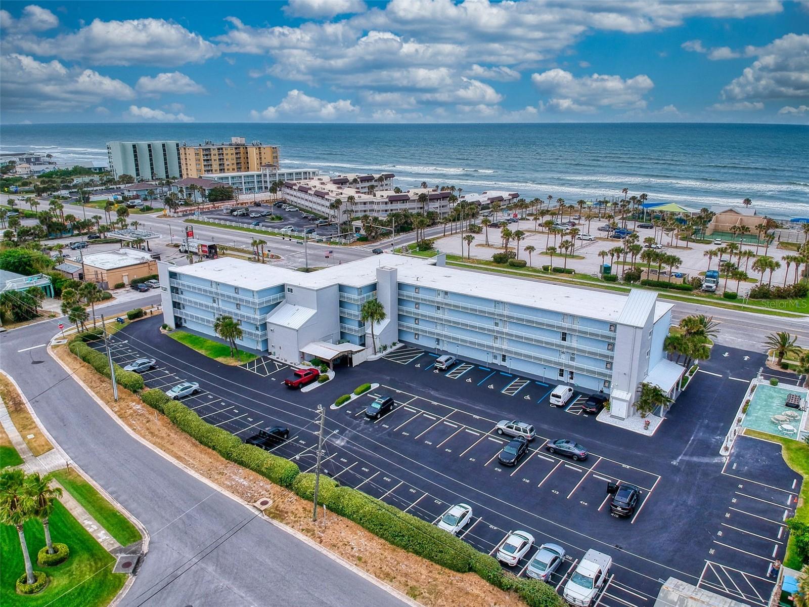 MARINERS COVE CONDO - Residential