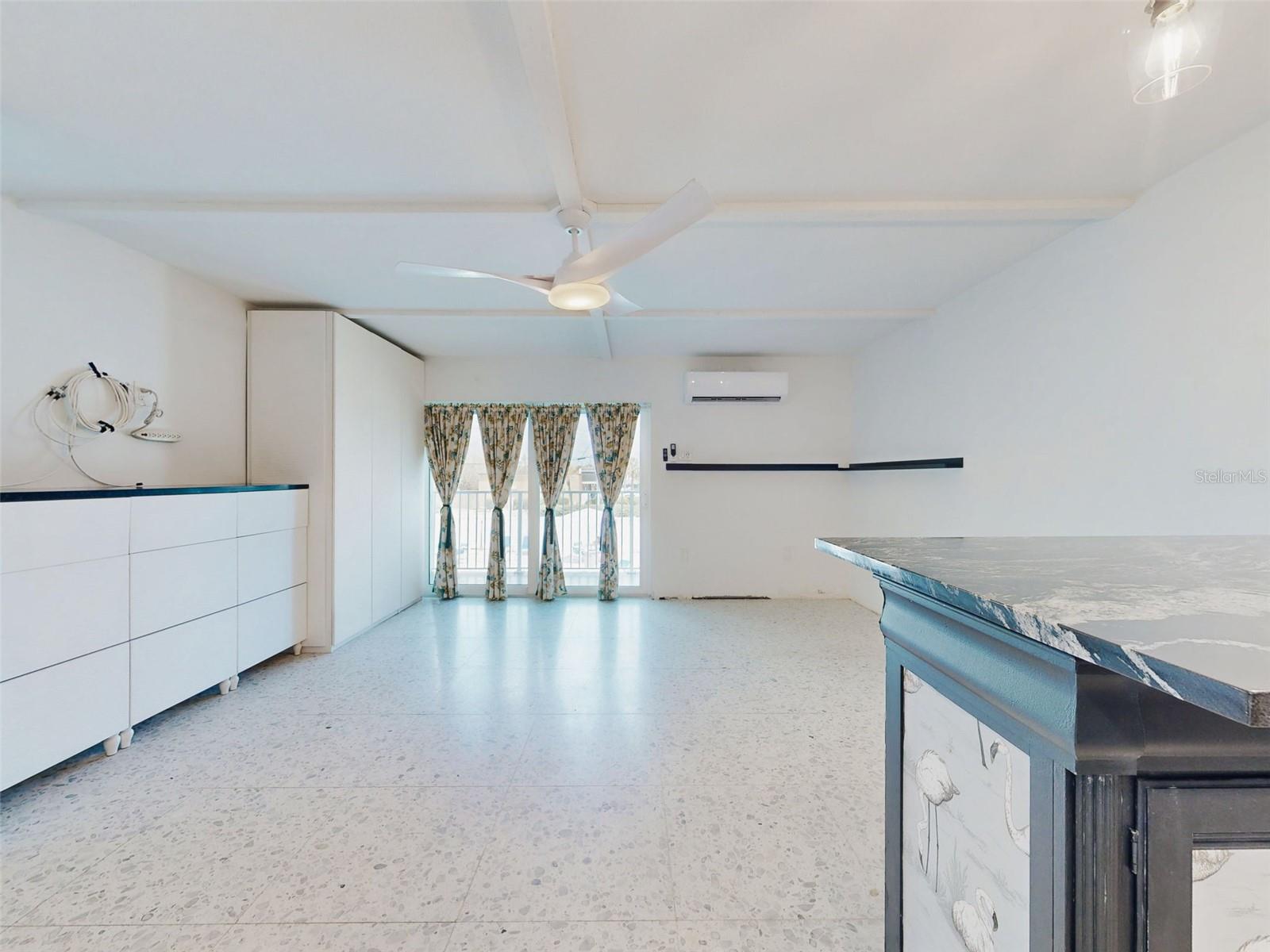MARINERS COVE CONDO - Residential